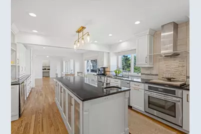 8318 S Ridge Point Rd, Sandy, UT 84093 - Photo 10