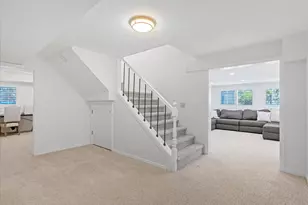 8318 S Ridge Point Rd, Sandy, UT 84093 - Photo 32