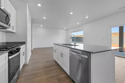 1561 S Fins Dr #4110, Washington, UT 84780 - Photo 12