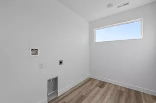 1561 S Fins Dr, Washington, UT 84780 - Photo 22