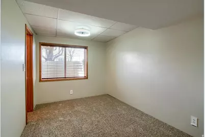 2825 S Woodbrook Ln, Magna, UT 84044 - Photo 28