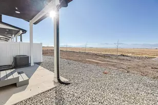 1172 N 650 W, Tooele, UT 84074 - Photo 30