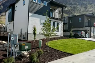 1578 E Maddies Cv, Ogden, UT 84404 - Photo 2