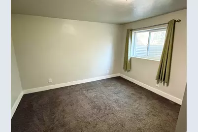 9165 W 3100 S, Magna, UT 84044 - Photo 10