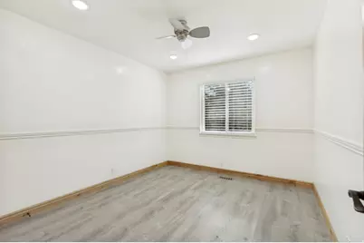 8960 S 1240 W, West Jordan, UT 84088 - Photo 14