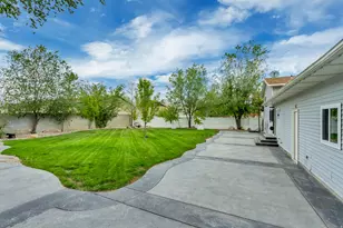 8960 S 1240 W, West Jordan, UT 84088 - Photo 30