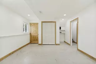 8960 S 1240 W, West Jordan, UT 84088 - Photo 28