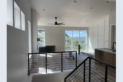 571 S Elena Ln, Ogden, UT 84404 - Photo 4