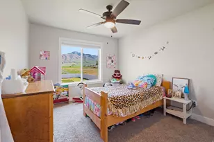 695 S 400 E, Hyrum, UT 84319 - Photo 26