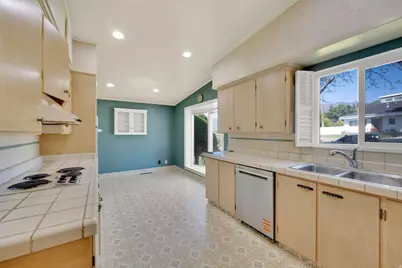 3558 S 50 W, Bountiful, UT 84010 - Photo 8