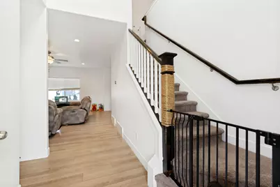 7224 N Silver Way, Eagle Mountain, UT 84005 - Photo 8