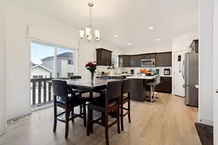 7224 N Silver Creek Way, Eagle Mountain, UT 84005 - Photo 10