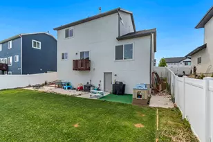 7224 N Silver Way, Eagle Mountain, UT 84005 - Photo 6