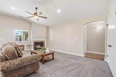 2766 W 2125 N, Plain City, UT 84404 - Photo 6
