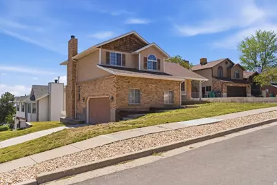 2144 E 3000 N, Layton, UT 84040 - Photo 2