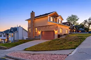 2144 E 3000 N, Layton, UT 84040 - Photo 6