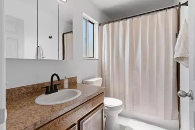2144 E 3000 N, Layton, UT 84040 - Photo 20