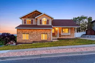 2144 E 3000 N, Layton, UT 84040 - Photo 4