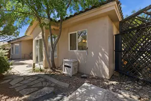 1305 E Riverside Dr, Saint George, UT 84790 - Photo 30