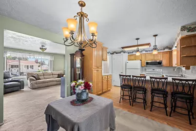 867 E 7905 S, Sandy, UT 84094 - Photo 6