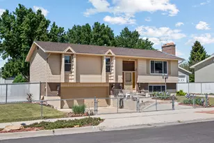 867 E 7905 S, Sandy, UT 84094 - Photo 2