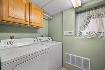 867 E 7905 S, Sandy, UT 84094 - Photo 22