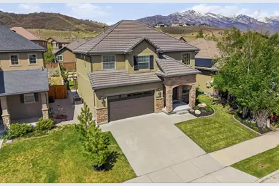 2007 E Fielding Ln, Draper, UT 84020 - Photo 1