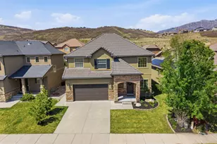 2007 E Fielding Ln, Draper, UT 84020 - Photo 2