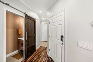 819 W Jordan Oaks Ct, Sandy, UT 84070 - Photo 24