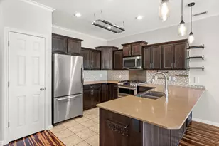 819 W Jordan Oaks Ct, Sandy, UT 84070 - Photo 8