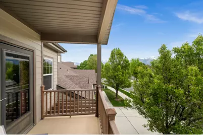 819 W Jordan Oaks Ct, Sandy, UT 84070 - Photo 26