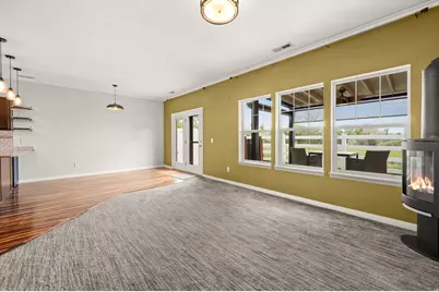 819 W Jordan Oaks Ct, Sandy, UT 84070 - Photo 18