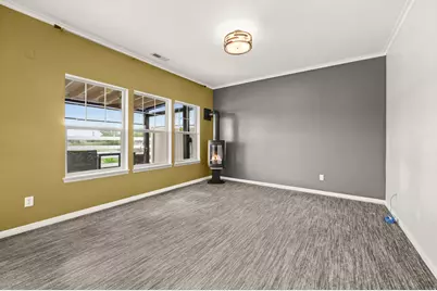 819 W Jordan Oaks Ct, Sandy, UT 84070 - Photo 16