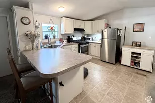 4365 S Vagabond Dr, Salt Lake City, UT 84107 - Photo 6