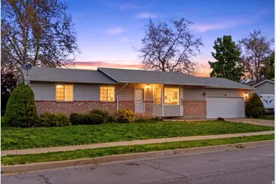 104 W 525 N, Layton, UT 84041 - Photo 1