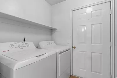 104 W 525 N, Layton, UT 84041 - Photo 14