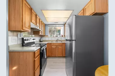 4646 S Quail Park Dr E #J, Salt Lake City, UT 84117 - Photo 6