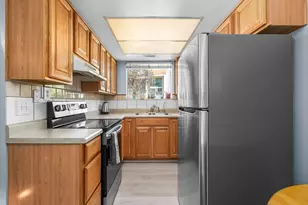 4646 S Quail Park Dr E, Salt Lake City, UT 84117 - Photo 6