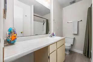 4646 S Quail Park Dr E, Salt Lake City, UT 84117 - Photo 8