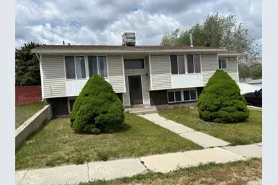 6088 S Hazelhurst Dr W, Taylorsville, UT 84129 - Photo 2