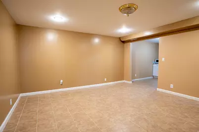 199 E 500 N, Tooele, UT 84074 - Photo 18