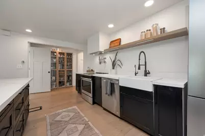 2457 E 2100 S, Salt Lake City, UT 84109 - Photo 8
