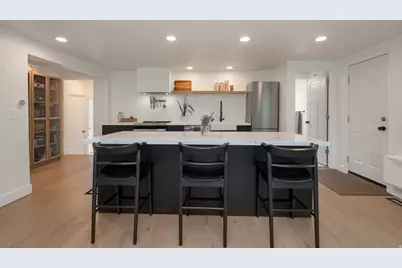 2457 E 2100 S, Salt Lake City, UT 84109 - Photo 6