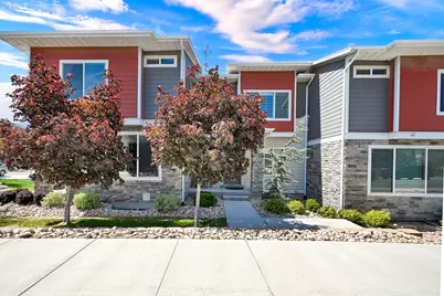 15459 S Midnight Way W, Bluffdale, UT 84065 - Photo 2