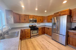 212 E 500 S, Blanding, UT 84511 - Photo 8