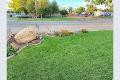 212 E 500 S, Blanding, UT 84511 - Photo 26