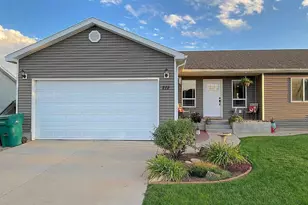 212 E 500 S, Blanding, UT 84511 - Photo 2