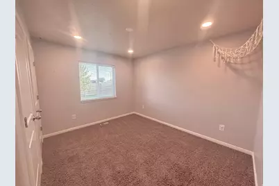 212 E 500 S, Blanding, UT 84511 - Photo 18