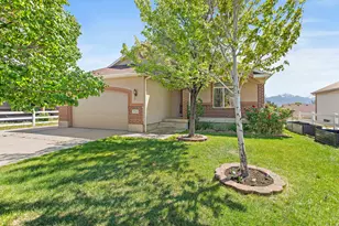 5763 S Stone Bluff Way W, Kearns, UT 84118 - Photo 2