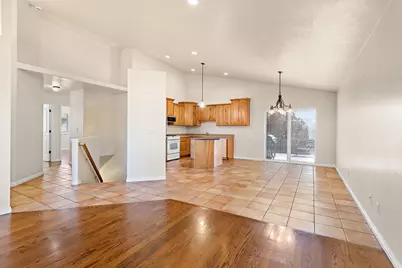 5763 S Stone Bluff Way W, Kearns, UT 84118 - Photo 10